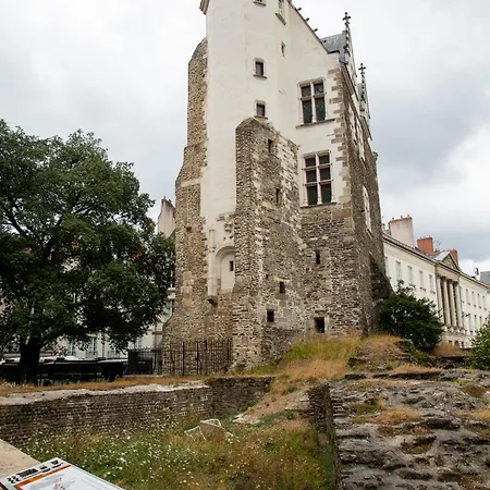 Sozo Отель Нант